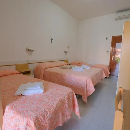 Hotel Alba D'oro 3*